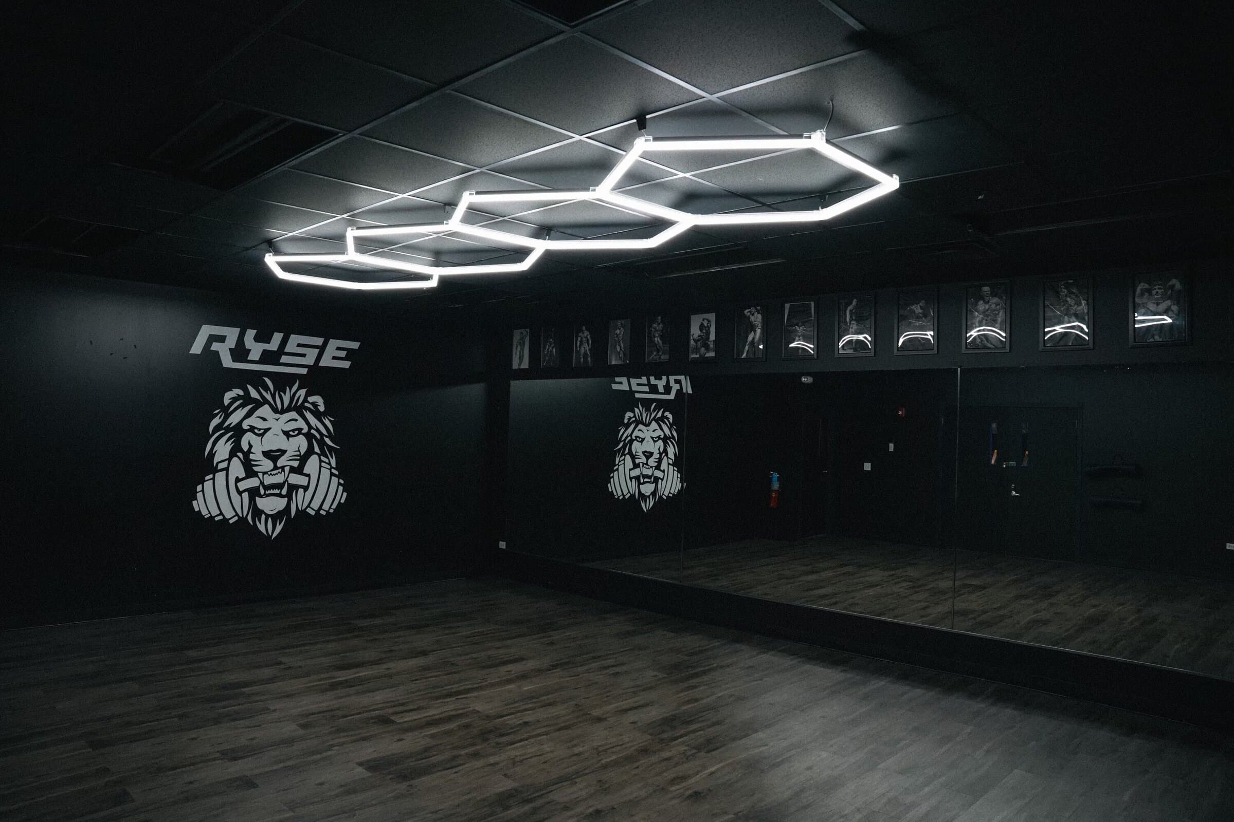 Posing Room at Ryse Athletic Club Gurnee